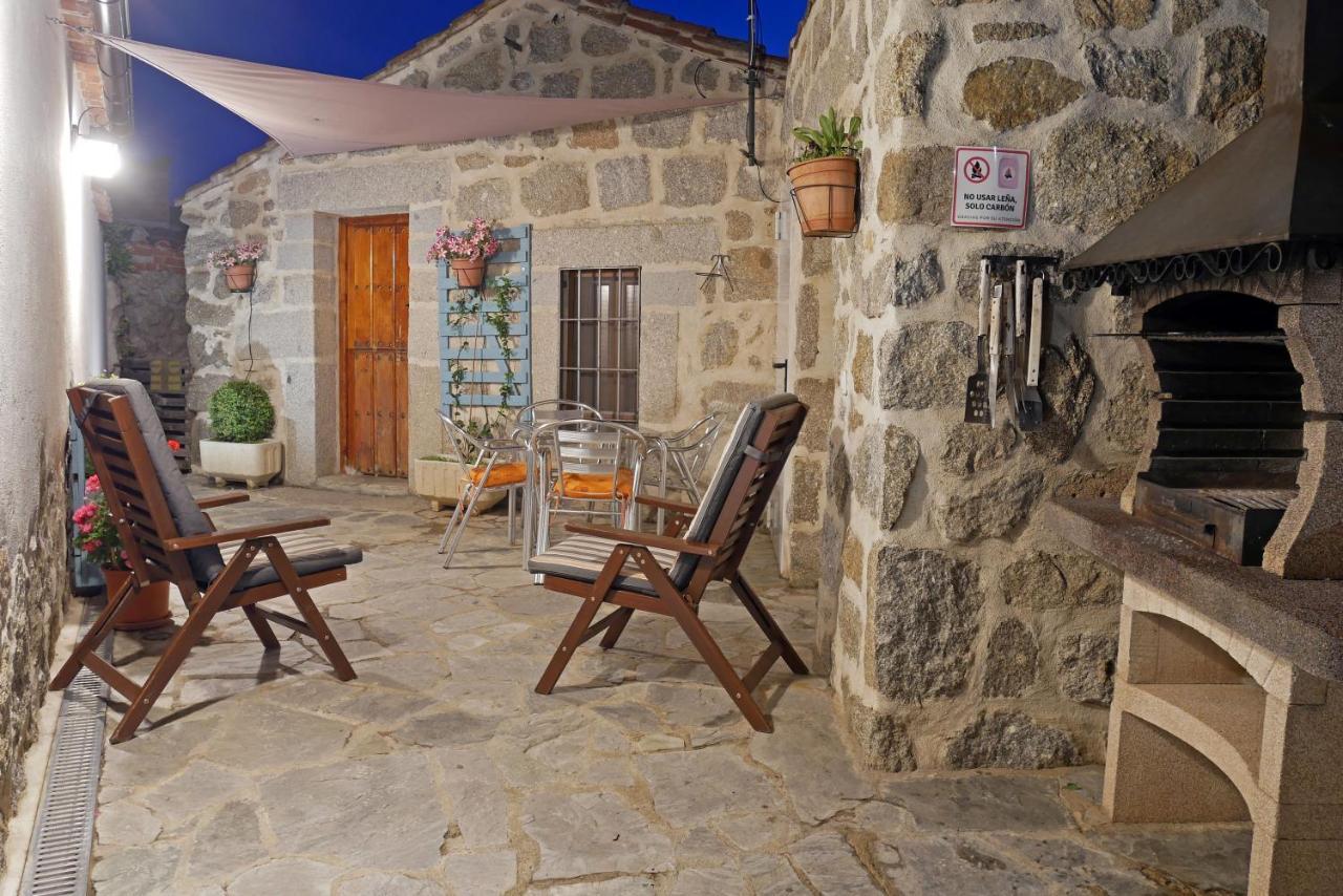 Casa Rural El Berrueco Robledillo Exterior photo